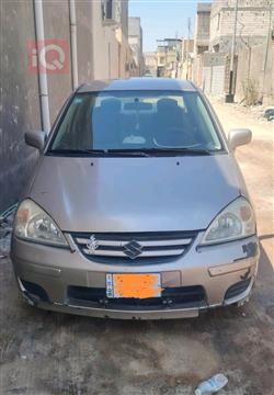 Suzuki Liana